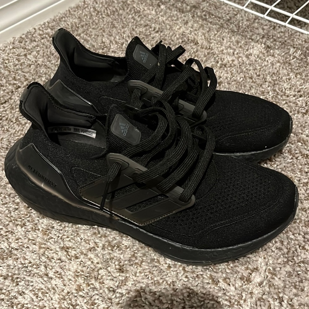 Adidas ultraboost triple black